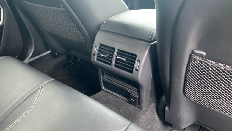 Jaguar XE 2.0 D200 R-Dynamic SE 4dr Auto Diesel Saloon